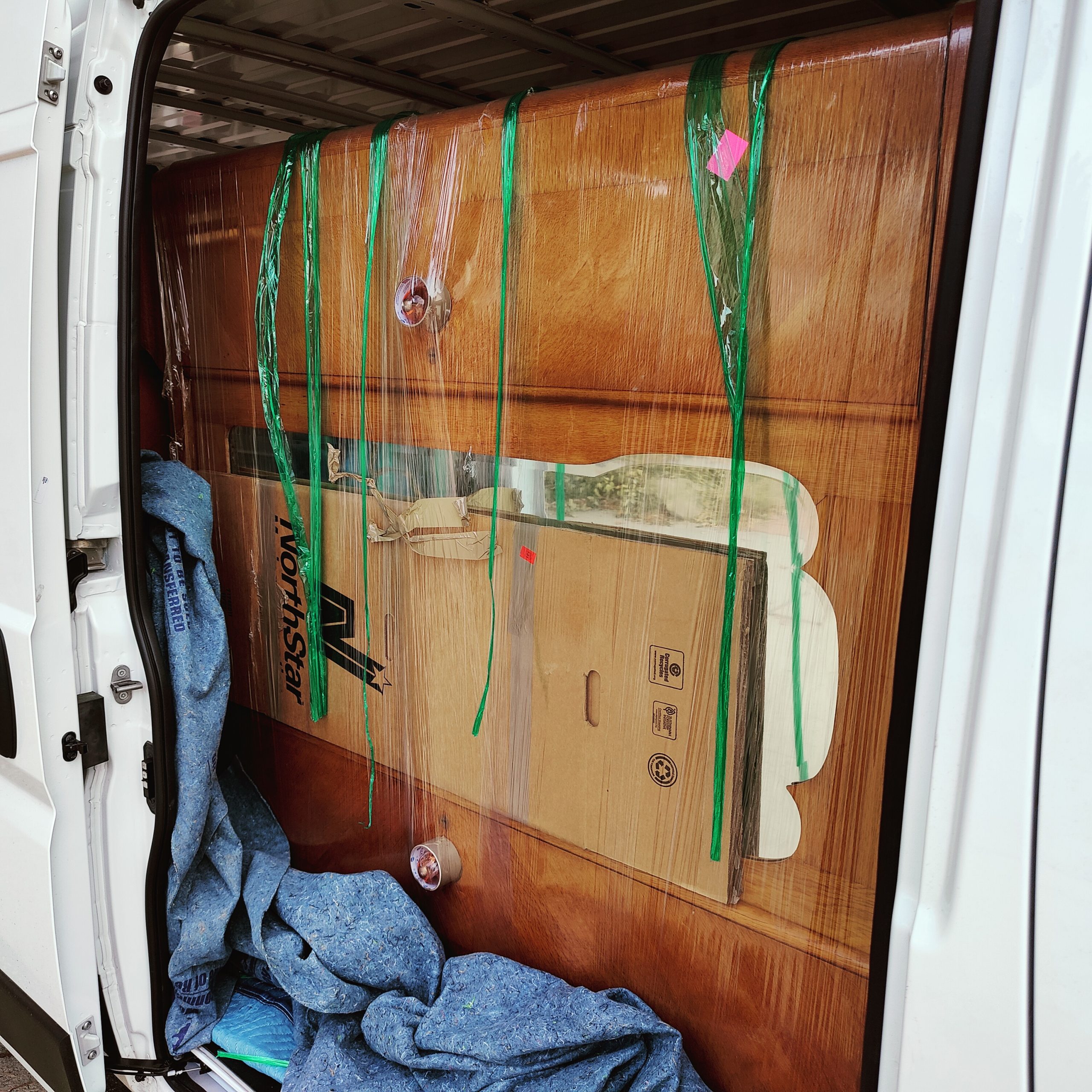 Large Item in Van Mounting Paintings or Pictures 1