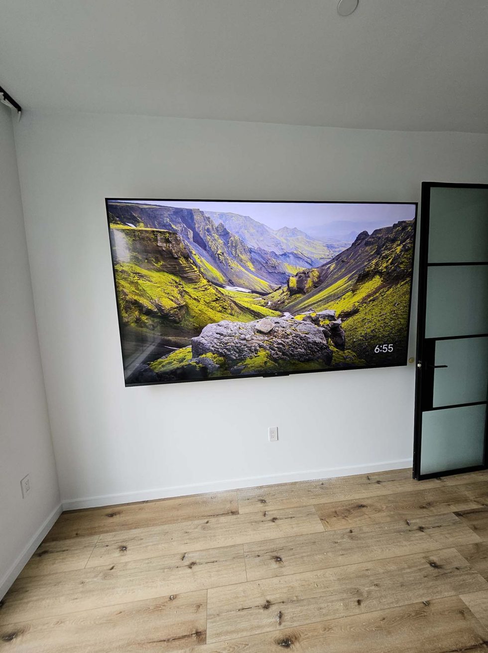 TV on wall valley
